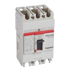 INTERRUPTOR TERMOMAGNETICO FIJO DRX 125 3P,  30A , 20KA  380/415VAC 027023 Legrand
